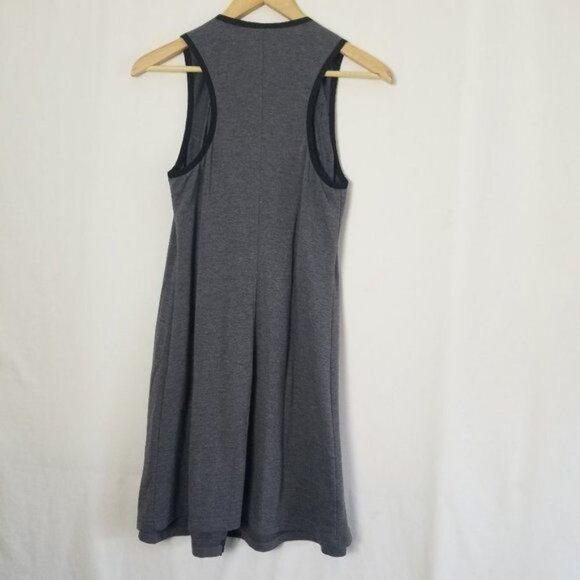 Oleg Cassini embroidered and beaded sleeveless dress size 6 (250) - Picture 6 of 13